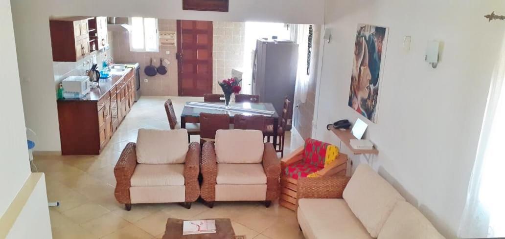 Casa Luis Apartment Sao Tome Luaran gambar